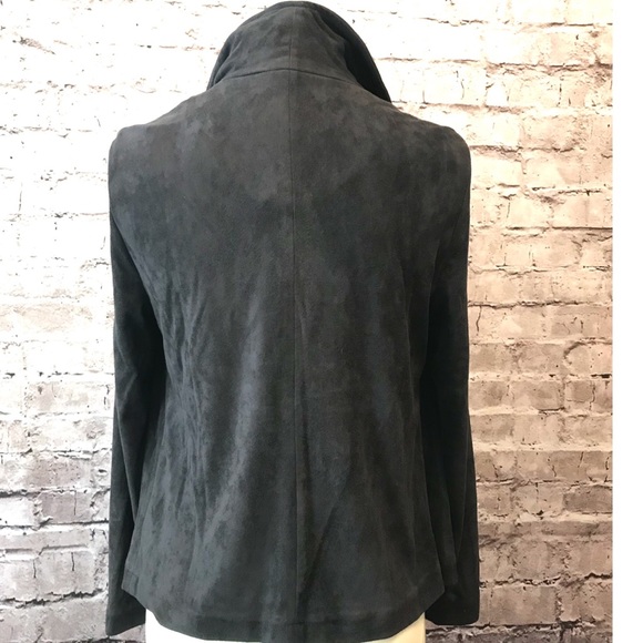 Gorgeous Flattering Cupcakes and Cashmere Ultra Suede Jacket - Picture 5 of 7